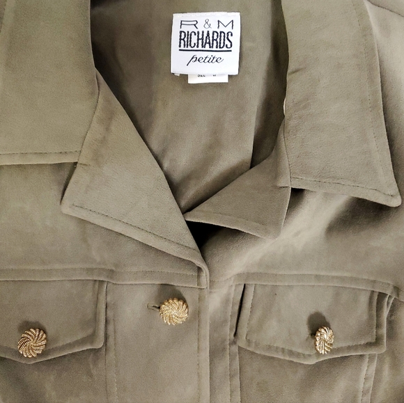 Lightweight Lime Jacket - Picture 5 of 6